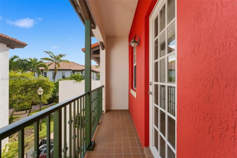 Купить таунхаус в Мирамар, Флорида 2 спальни, 162.02м2, № 1983469 - фото 4