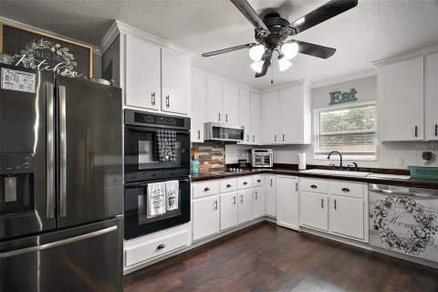 House in Ocala, Florida 3 bedrooms, 161.65 sq.m. № 1515394 - photo 4