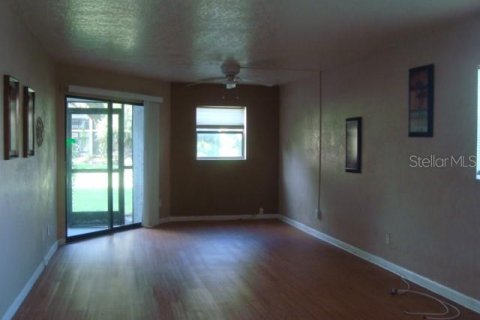 Copropriété à louer à Largo, Floride: 1 chambre, 79.9 m2 № 2415440 - photo 4