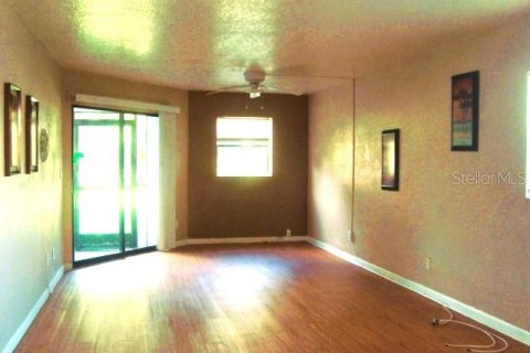 Copropriété à louer à Largo, Floride: 1 chambre, 79.9 m2 № 2415440 - photo 2