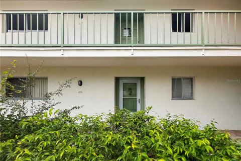 Condominio en alquiler en Sarasota, Florida, 2 dormitorios, 90.77 m2 № 1837300 - foto 1