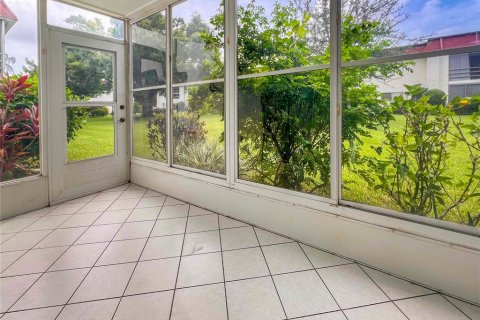 Condominio en alquiler en Sarasota, Florida, 2 dormitorios, 90.77 m2 № 1837300 - foto 11