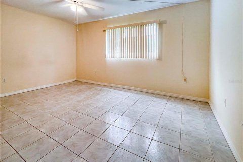 Condominio en alquiler en Sarasota, Florida, 2 dormitorios, 90.77 m2 № 1837300 - foto 9