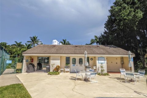 Condominio en alquiler en Sarasota, Florida, 2 dormitorios, 90.77 m2 № 1837300 - foto 25