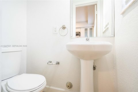 Снять в аренду квартиру в Майами-Бич, Флорида 1 спальня, 74.32м2, № 2003650 - фото 9