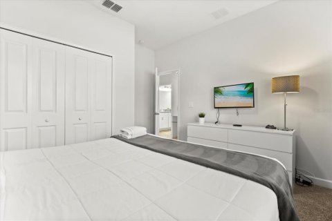 Adosado en venta en Kissimmee, Florida, 5 dormitorios, 201.41 m2 № 2239864 - foto 28