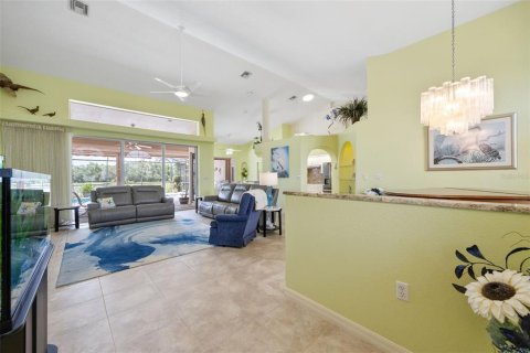 Casa en venta en Punta Gorda, Florida, 3 dormitorios, 235.69 m2 № 1868949 - foto 8