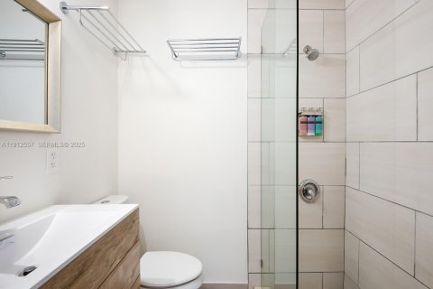Condominio en venta en Miami Beach, Florida, 1 dormitorio, 38.09 m2 № 2019132 - foto 3