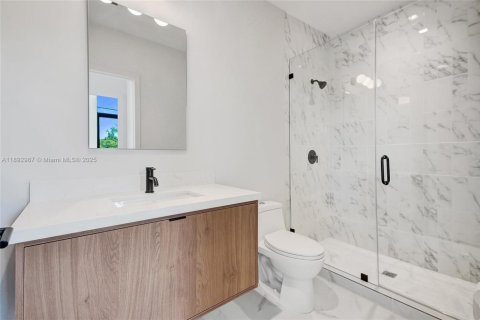Touwnhouse à vendre à Miami, Floride: 3 chambres, 217.86 m2 № 1956447 - photo 11