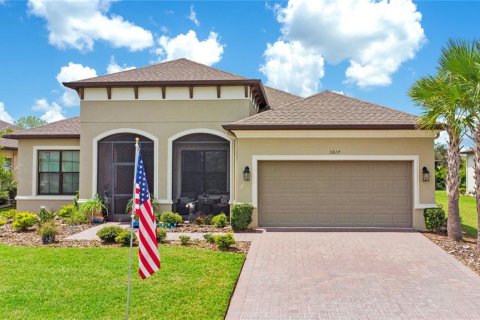 Casa en Poinciana, Florida 3 dormitorios, 213.3 m2 № 2370993