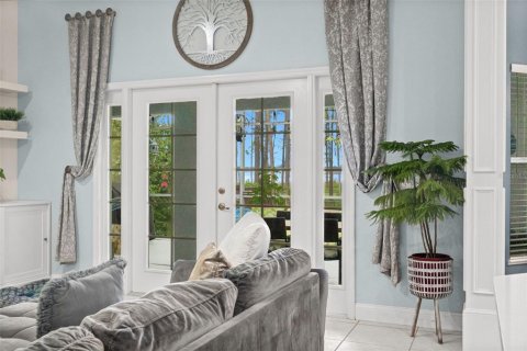 House in Orlando, Florida 4 bedrooms, 223.24 sq.m. № 2396247 - photo 16