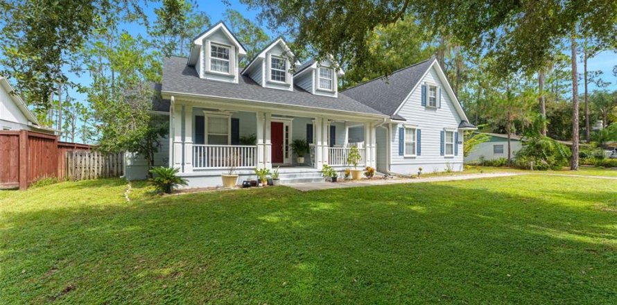 House in Orlando, Florida 4 bedrooms, 223.24 sq.m. № 2396247