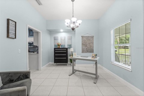 House in Orlando, Florida 4 bedrooms, 223.24 sq.m. № 2396247 - photo 6