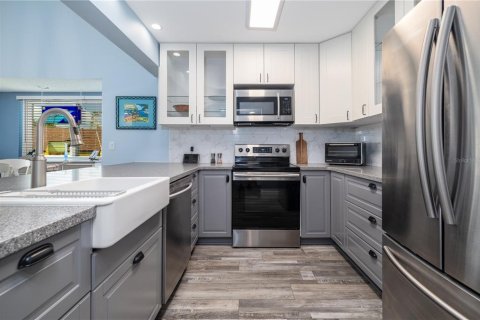 Adosado en alquiler en New Smyrna Beach, Florida, 2 dormitorios, 97.83 m2 № 1911577 - foto 4