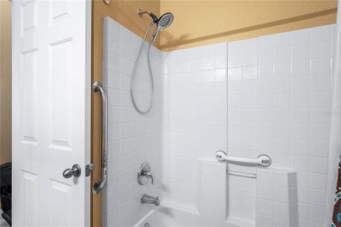 Touwnhouse à vendre à New Port Richey, Floride: 3 chambres, 156.63 m2 № 1853439 - photo 28