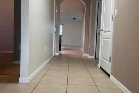 Casa en alquiler en Haines City, Florida, 4 dormitorios, 165.37 m2 № 1907853 - foto 8