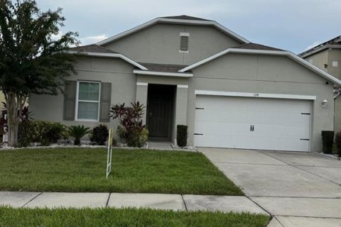 Casa en alquiler en Haines City, Florida, 4 dormitorios, 165.37 m2 № 1907853 - foto 1