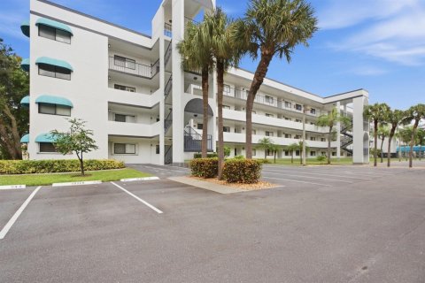 Condo in Lake Worth, Florida, 2 bedrooms  № 2399940