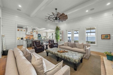 Купить виллу или дом в Оклаваха, Флорида 3 комнаты, 336.21м2, № 2222367 - фото 18