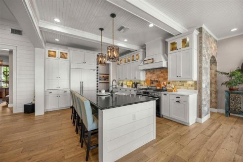 Купить виллу или дом в Оклаваха, Флорида 3 комнаты, 336.21м2, № 2222367 - фото 23