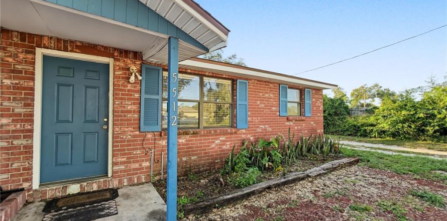 Appartement à Seffner, Floride 2 chambres, 75.25 m2 № 2430719