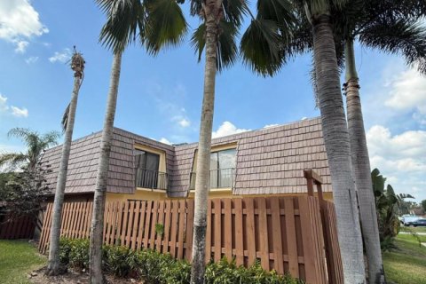 Touwnhouse à Palm Springs, Floride 3 chambres, 143.07 m2 № 2359922