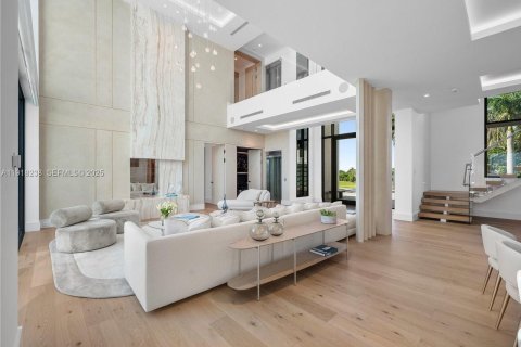 Купить виллу или дом в Хиллсборо-Бич, Флорида 7 спален, 938.41м2, № 1976387 - фото 14