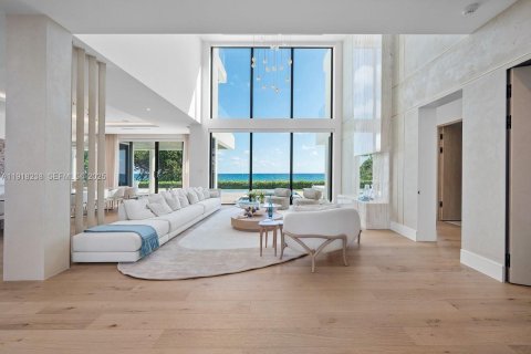 Купить виллу или дом в Хиллсборо-Бич, Флорида 7 спален, 938.41м2, № 1976387 - фото 10