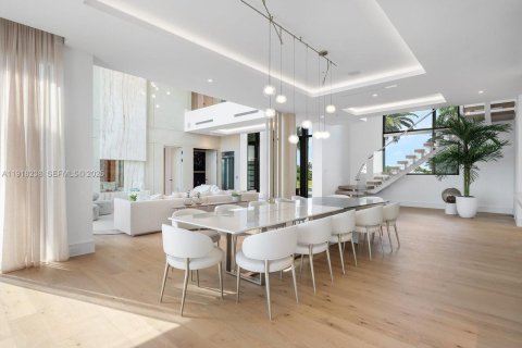 Купить виллу или дом в Хиллсборо-Бич, Флорида 7 спален, 938.41м2, № 1976387 - фото 15