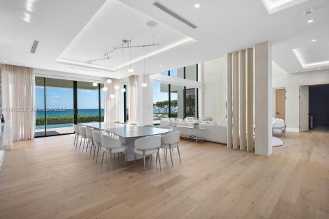 Купить виллу или дом в Хиллсборо-Бич, Флорида 7 спален, 938.41м2, № 1976387 - фото 16