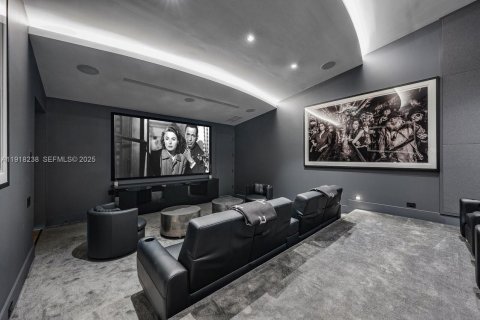 Купить виллу или дом в Хиллсборо-Бич, Флорида 7 спален, 938.41м2, № 1976387 - фото 26