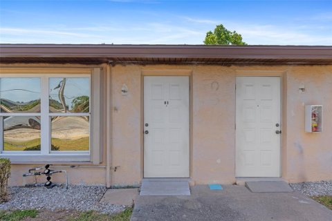 Casa en venta en Port Charlotte, Florida, 2 dormitorios, 76.64 m2 № 1735254 - foto 3