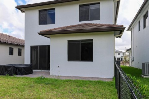 Villa ou maison à louer à Immokalee, Floride: 3 chambres, 178.74 m2 № 2149242 - photo 25