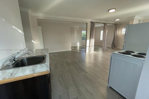 Снять в аренду квартиру в Майами, Флорида 1 спальня, № 2004490 - фото 4