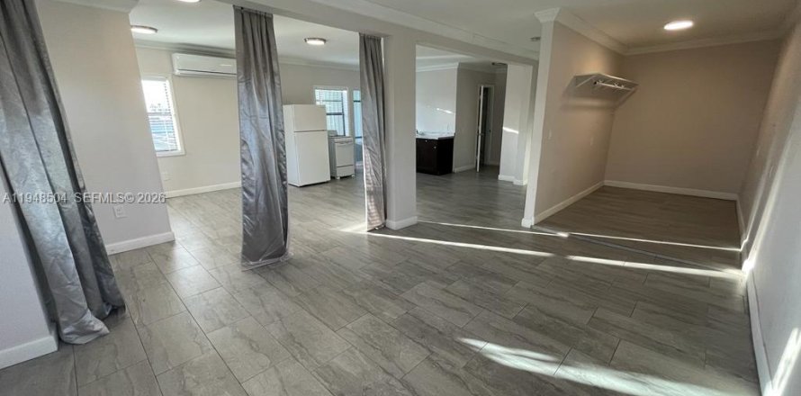 Квартира в Майами, Флорида 1 спальня № 2004490