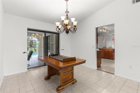 Casa en venta en Port Charlotte, Florida, 3 dormitorios, 213.58 m2 № 1901918 - foto 12