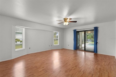 Casa en venta en Port Charlotte, Florida, 3 dormitorios, 213.58 m2 № 1901918 - foto 22
