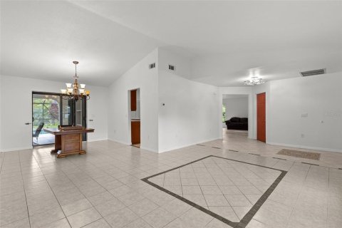 Casa en venta en Port Charlotte, Florida, 3 dormitorios, 213.58 m2 № 1901918 - foto 10