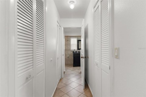 Casa en venta en Port Charlotte, Florida, 3 dormitorios, 213.58 m2 № 1901918 - foto 26