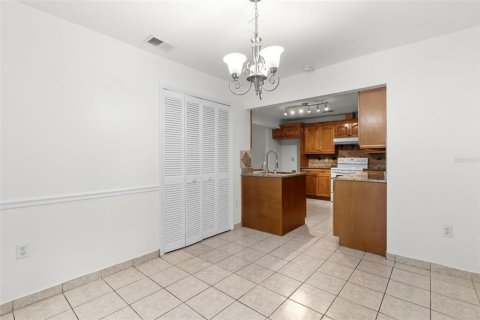 Casa en venta en Port Charlotte, Florida, 3 dormitorios, 213.58 m2 № 1901918 - foto 18