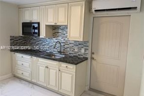 Appartement à louer à Miami, Floride: 1 chambre, 39.02 m2 № 1988120 - photo 6