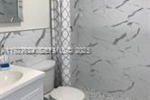 Appartement à louer à Miami, Floride: 1 chambre, 39.02 m2 № 1988120 - photo 11