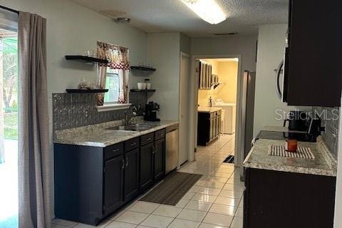 House in Orlando, Florida 4 bedrooms, 178 sq.m. № 2150507 - photo 10