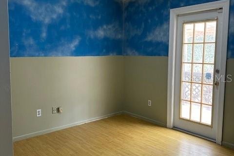 House in Orlando, Florida 4 bedrooms, 178 sq.m. № 2150507 - photo 18
