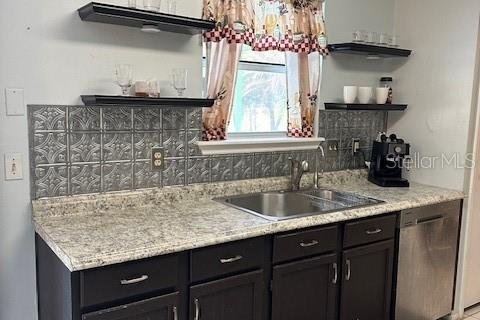 House in Orlando, Florida 4 bedrooms, 178 sq.m. № 2150507 - photo 12