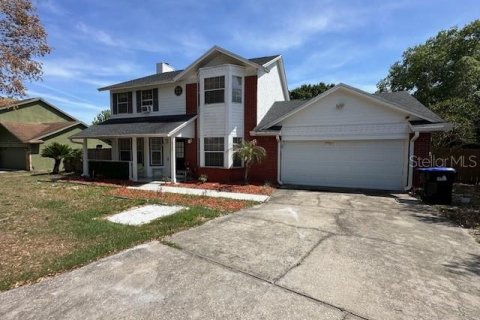 House in Orlando, Florida 4 bedrooms, 178 sq.m. № 2150507
