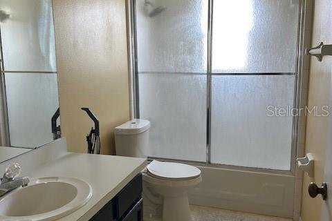 House in Orlando, Florida 4 bedrooms, 178 sq.m. № 2150507 - photo 16