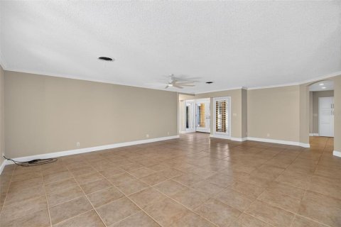 House in Ormond Beach, Florida 3 bedrooms, 242.29 sq.m. № 2431206 - photo 10