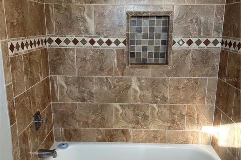 Copropriété à louer à Sarasota, Floride: 2 chambres, 90.58 m2 № 2091949 - photo 18