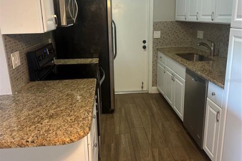 Copropriété à louer à Sarasota, Floride: 2 chambres, 90.58 m2 № 2091949 - photo 9